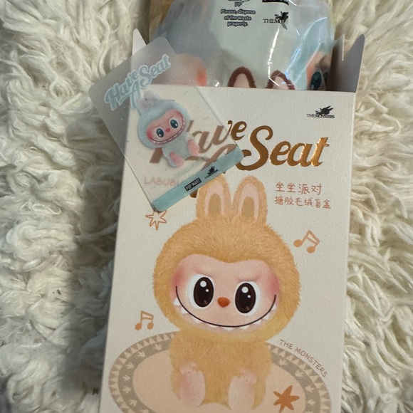 Labubu Have a Seat - QuQu